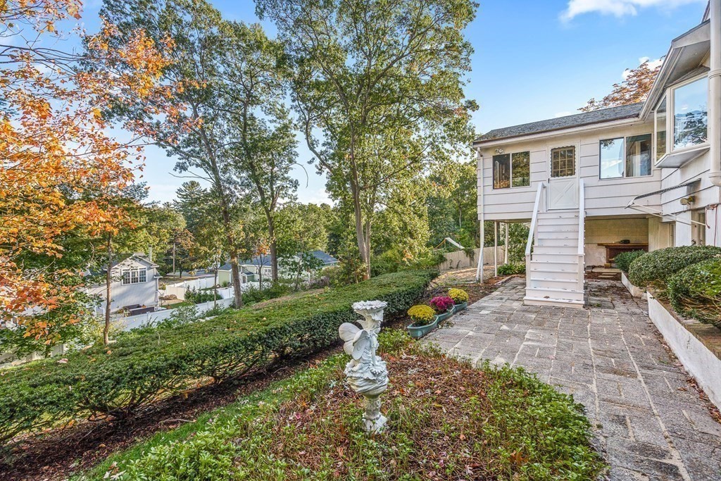 12 Melch Road Lynnfield, MA 01940 - Photo 32 of 33 Gallery Image 32
