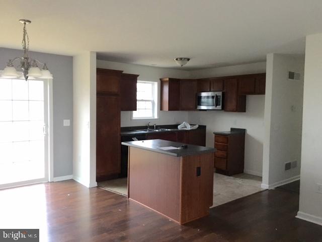 2170 Greenbriar Road York, PA 17404 - Photo 3 of 10 Gallery Image 3
