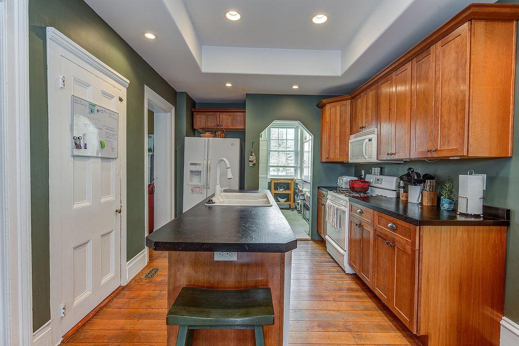 654 Bielby Road Lawrenceburg, IN 47025 - Photo 11 of 36 Gallery Image 11