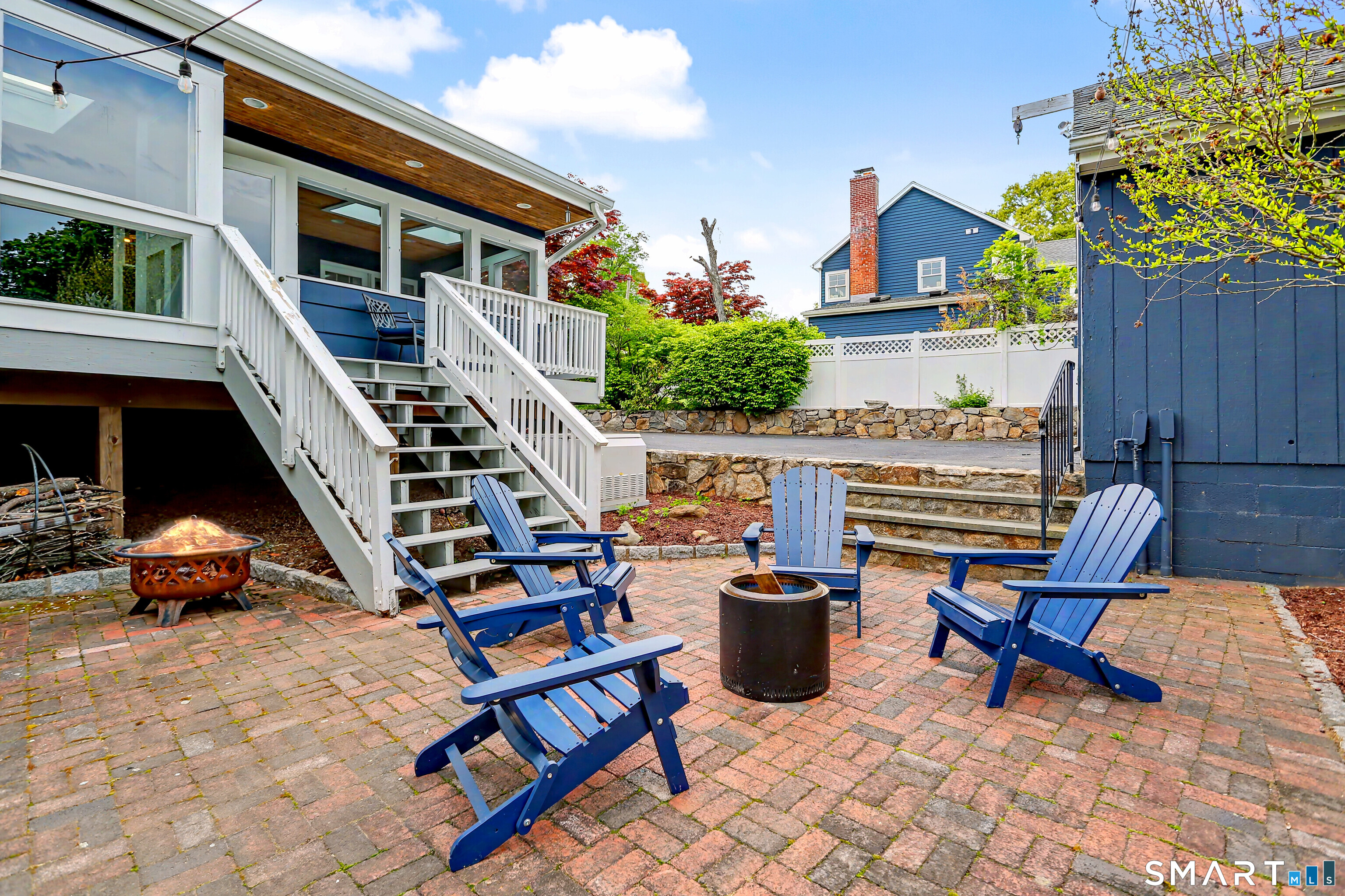 1747 Jennings Road Fairfield, CT 06824 - Photo 19 of 35