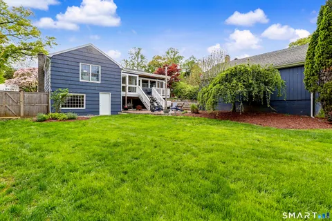 $950,000 | 1747 Jennings Road, Fairfield, CT 06824