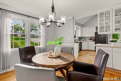 $950,000 | 1747 Jennings Road, Fairfield, CT 06824