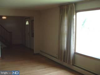 458 Middletown Road Media, PA 19063 - Photo 3 of 6