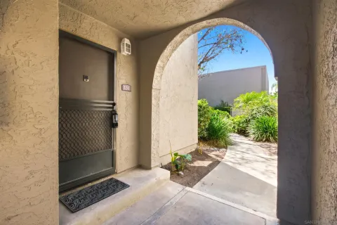 $725,000 | 930 Via Mil Cumbres, Unit 151, Solana Beach, CA 92075