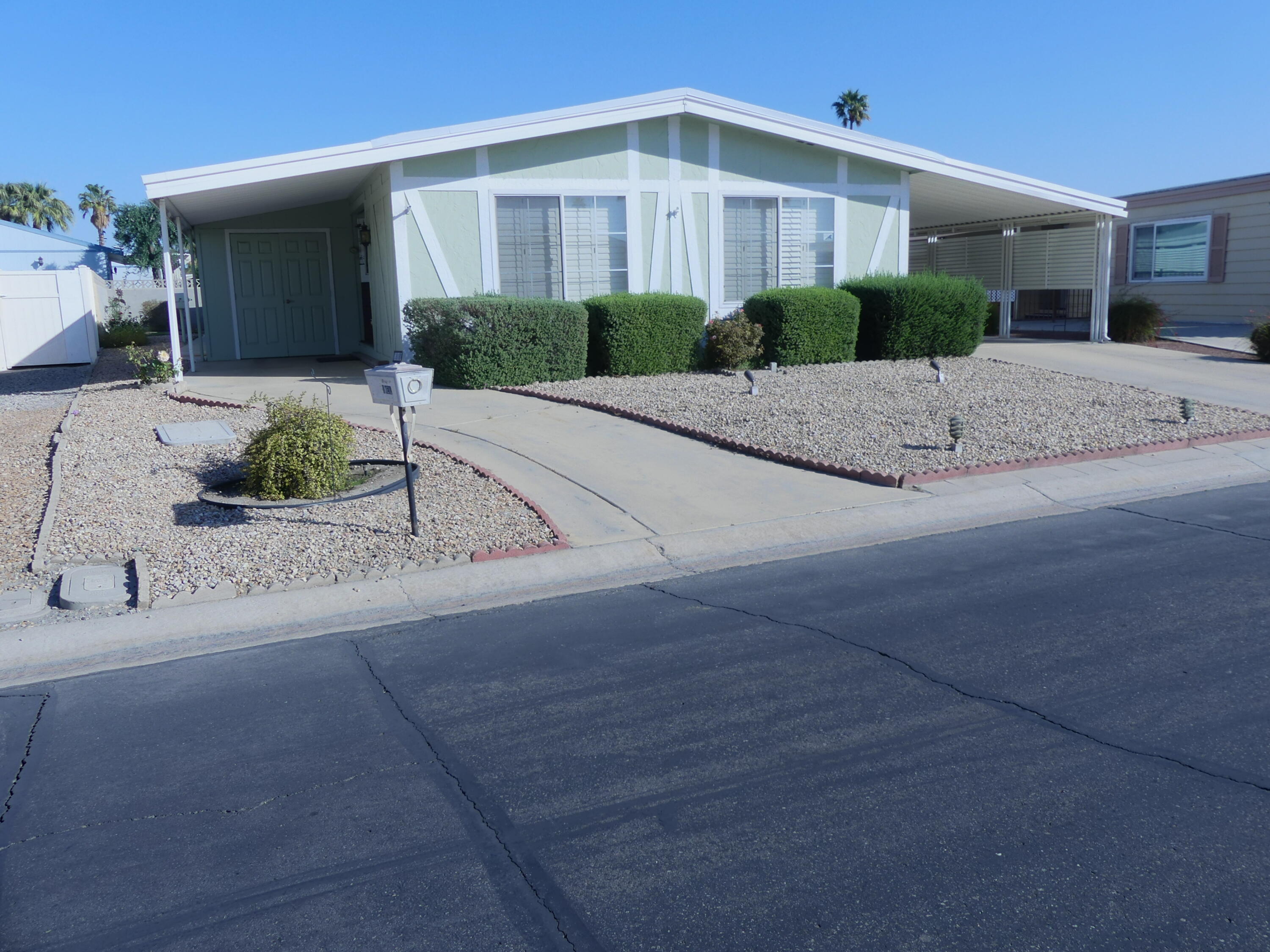 38181 Devils Canyon Drive Palm Desert, CA 92260 - Photo 28 of 29 P1030359