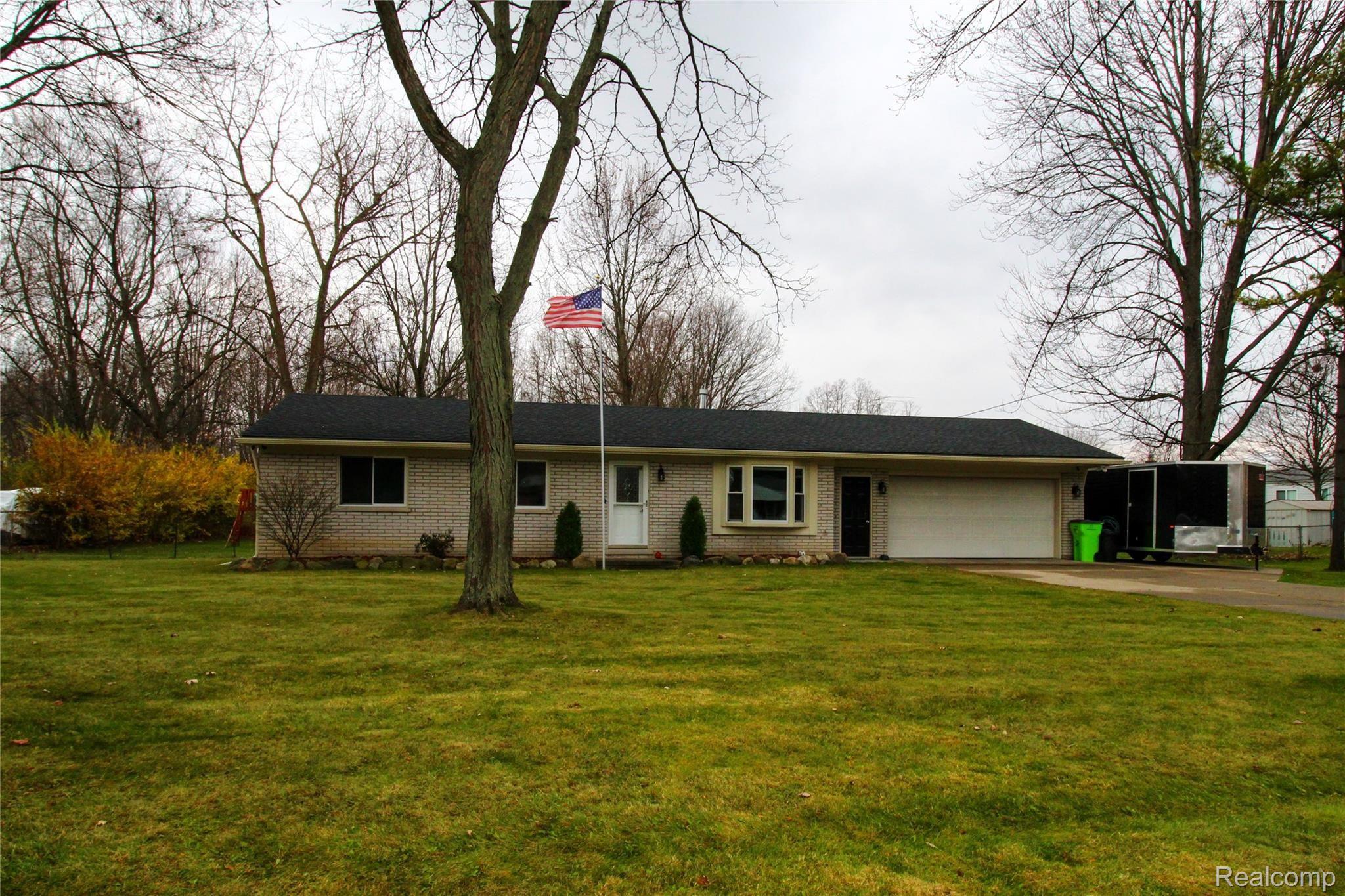 28878 Cotton Road New Baltimore, MI 48047 - Photo 1 of 22 Front of house.jpg