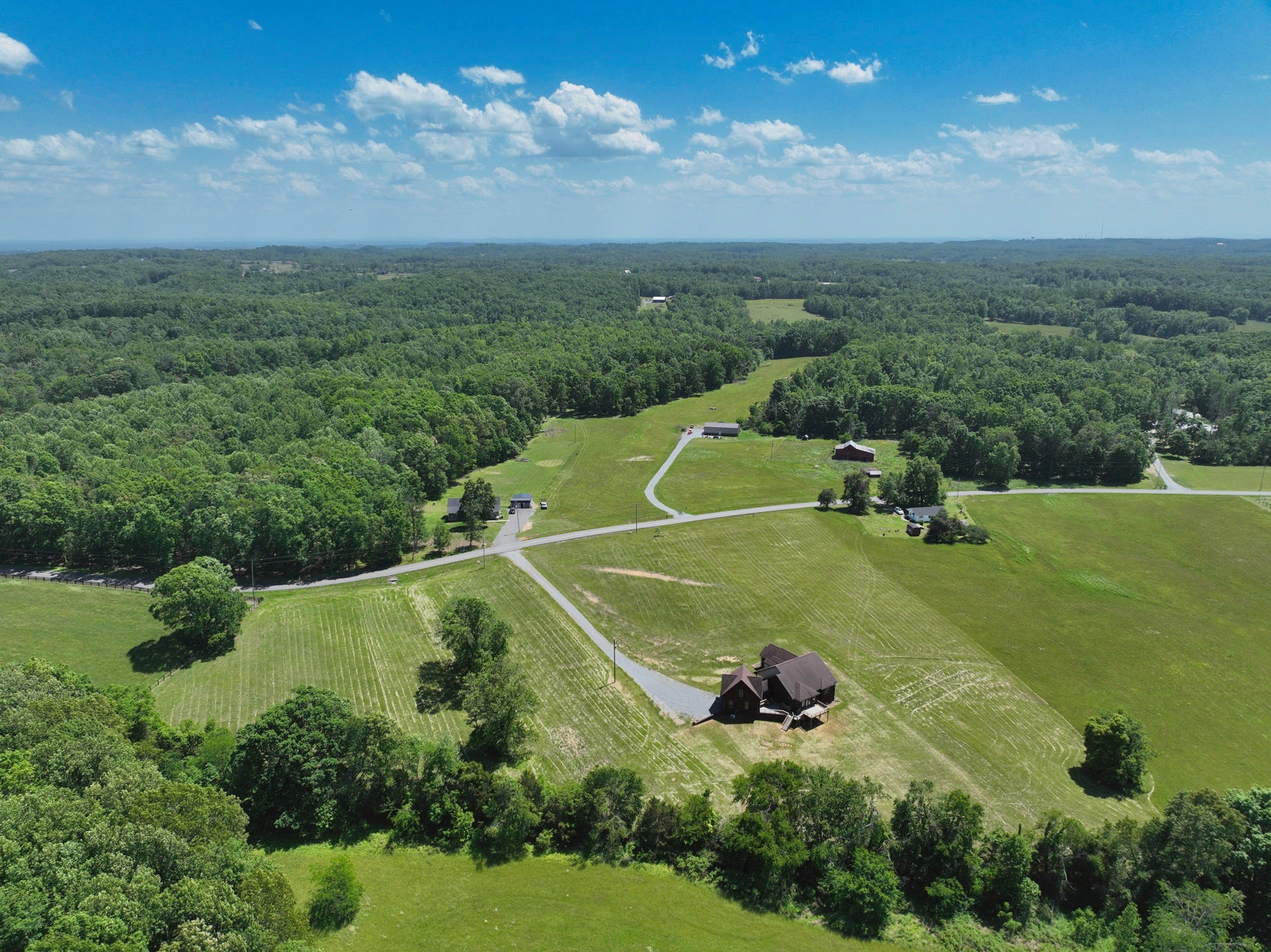 1693 East Ab Wade Road Portland, TN 37148 - Photo 9 of 61 Gallery Image 9