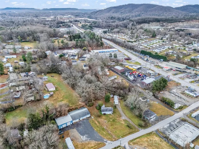 $389,000 | 120 Maple Ridge Road, Candler, NC 28715