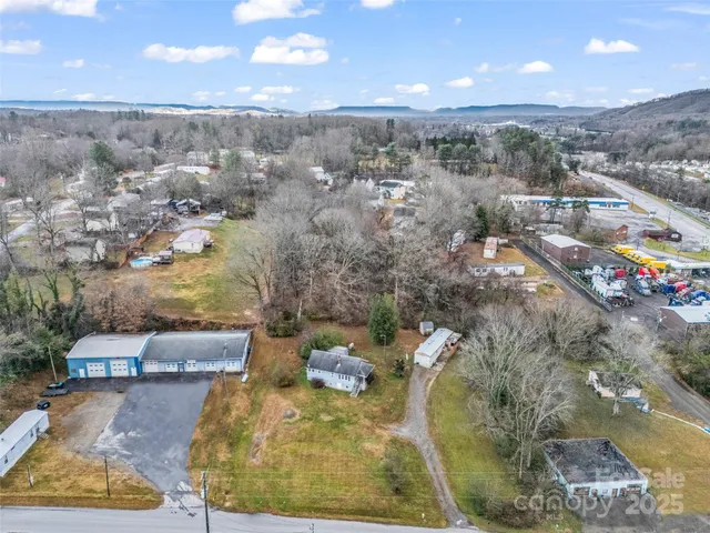 $389,000 | 120 Maple Ridge Road, Candler, NC 28715