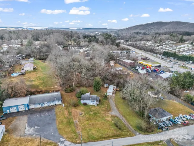 $389,000 | 120 Maple Ridge Road, Candler, NC 28715