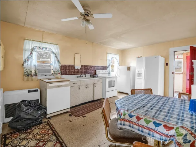 $389,000 | 120 Maple Ridge Road, Candler, NC 28715