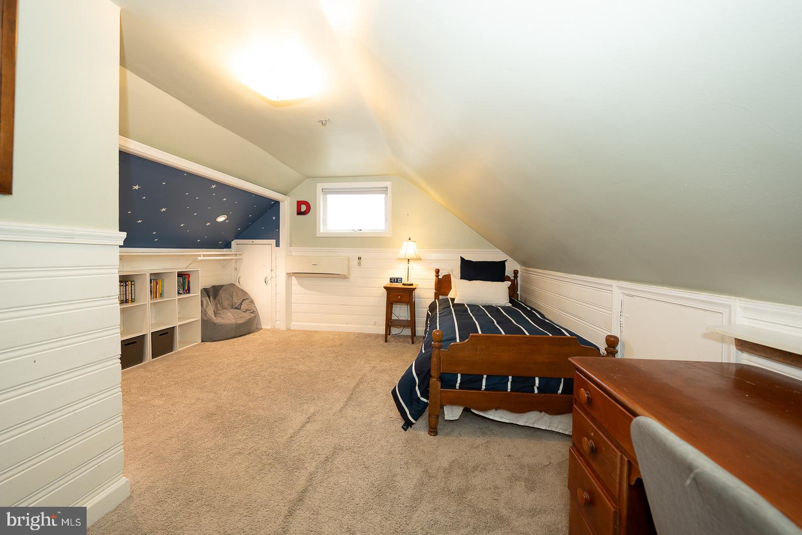 603 South Devon Avenue Wayne, PA 19087 - Photo 15 of 34 3rd bedroom upstairs