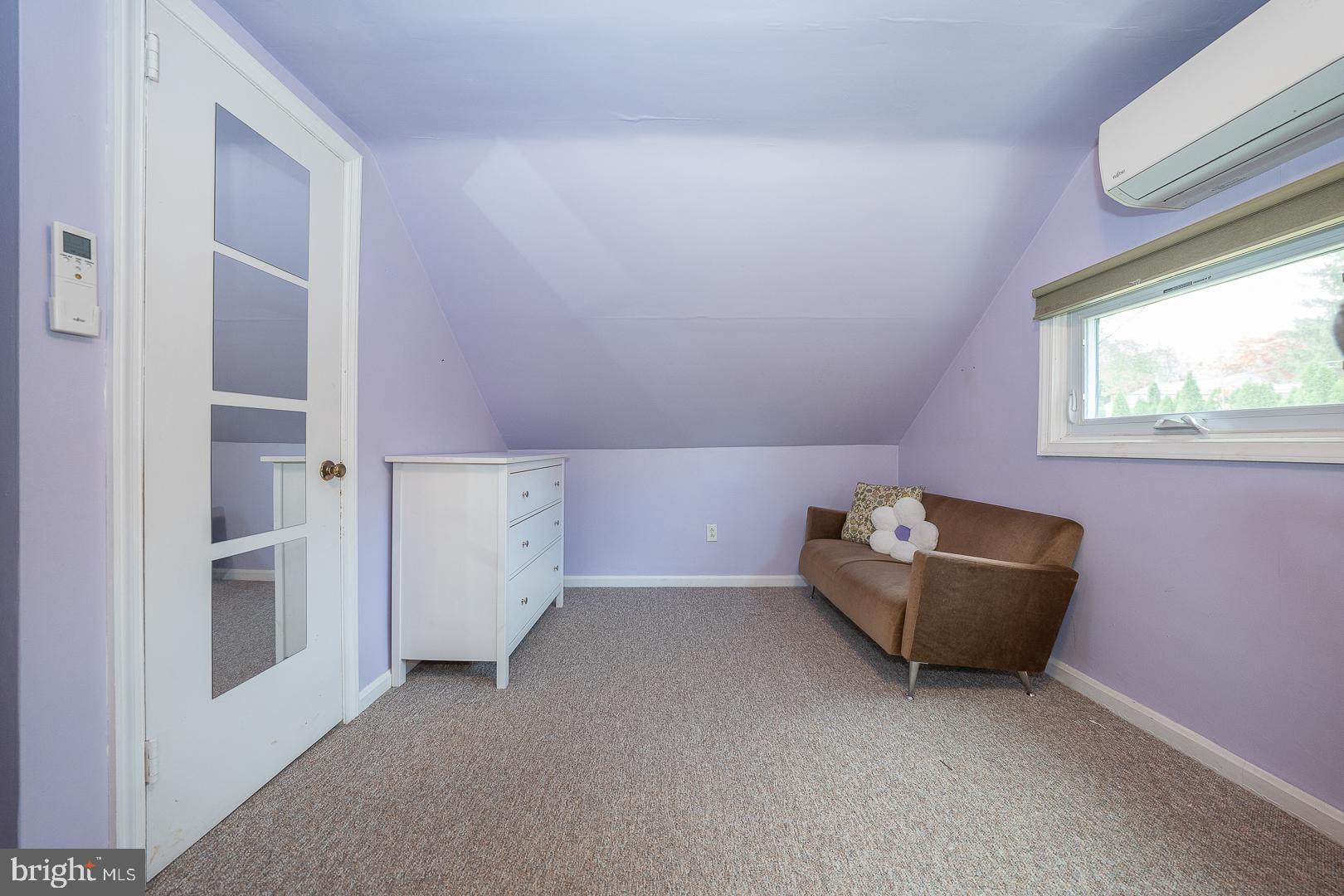 603 South Devon Avenue Wayne, PA 19087 - Photo 19 of 34 Plenty of space for lounging and play!