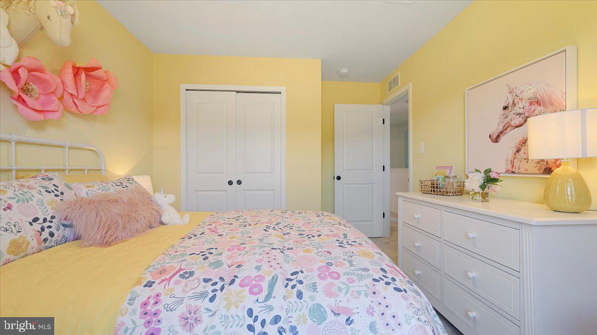 160 Rerdiz Road Hedgesville, WV 25427 - Photo 24 of 28 Bedroom of Model Home