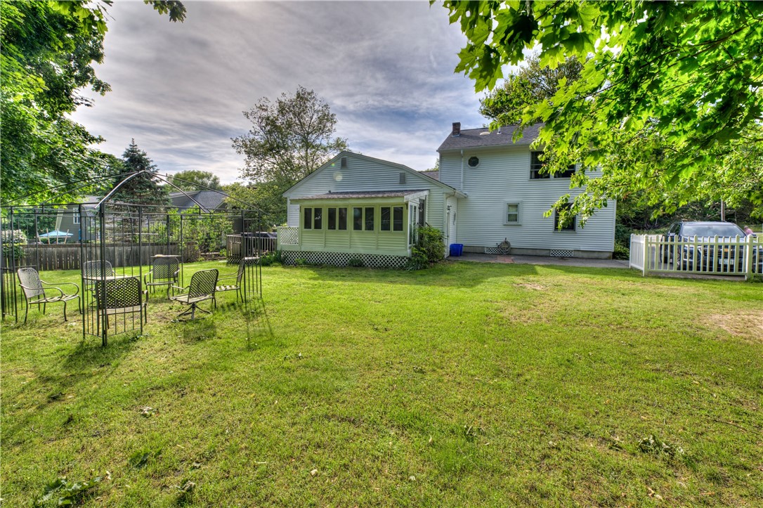 117 Bulgarmarsh Road Tiverton, RI 02878 - Photo 33 of 41