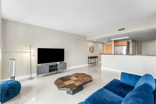 $4,600 | 244 Biscayne Boulevard, Unit 3609, Miami, FL 33132