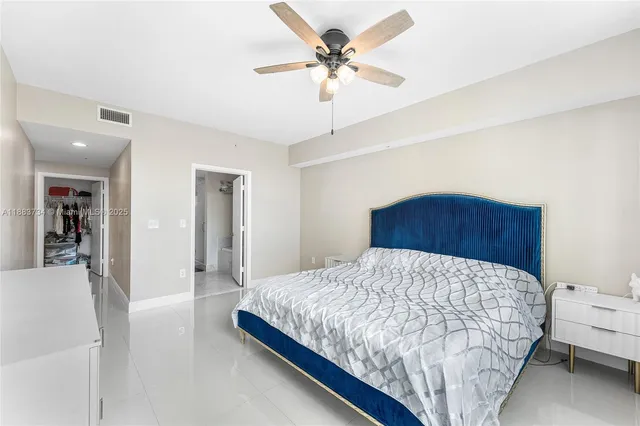 $4,600 | 244 Biscayne Boulevard, Unit 3609, Miami, FL 33132