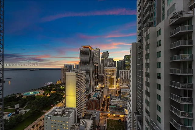 $4,600 | 244 Biscayne Boulevard, Unit 3609, Miami, FL 33132