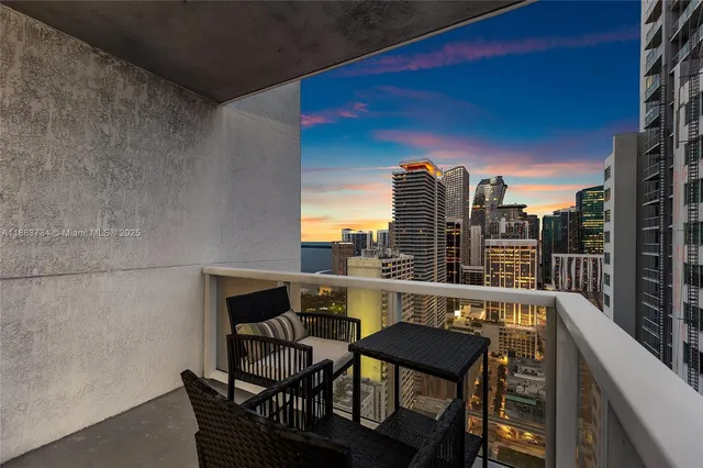 $4,600 | 244 Biscayne Boulevard, Unit 3609, Miami, FL 33132