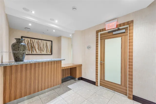 $4,600 | 244 Biscayne Boulevard, Unit 3609, Miami, FL 33132