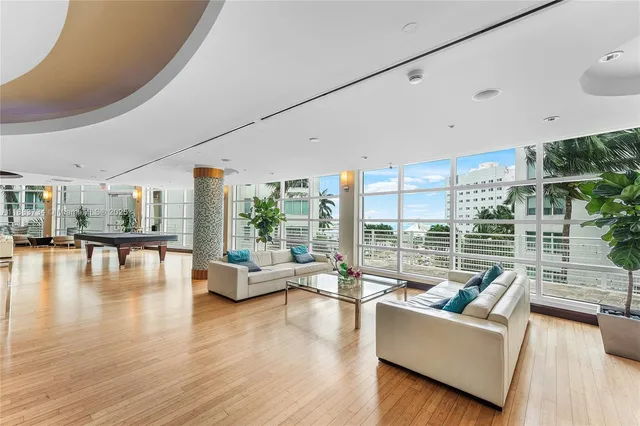 $4,600 | 244 Biscayne Boulevard, Unit 3609, Miami, FL 33132