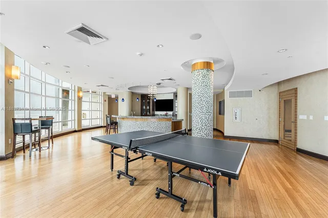 $4,600 | 244 Biscayne Boulevard, Unit 3609, Miami, FL 33132