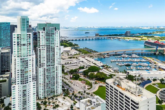 $4,600 | 244 Biscayne Boulevard, Unit 3609, Miami, FL 33132
