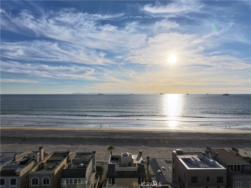 72 Surfside Avenue, Unit A Surfside, CA 90743 - Photo 2 of 51