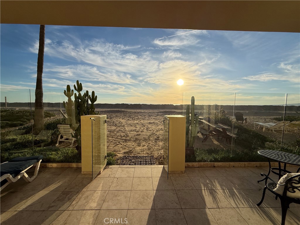 72 Surfside Avenue, Unit A Surfside, CA 90743 - Photo 3 of 51