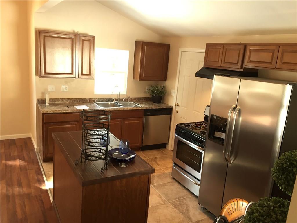 2729 Reiter Road Penn Hills, PA 15235 - Photo 6 of 23 Gallery Image 6