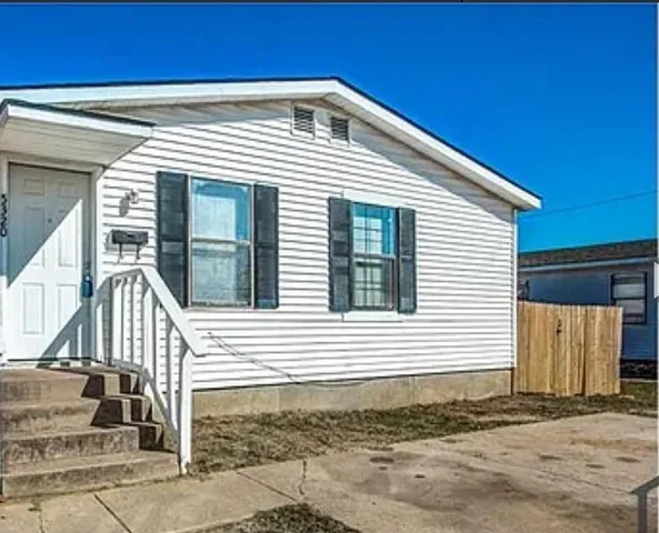 $2,360 | 5320 Carver Drive, Fort Worth, TX 76107