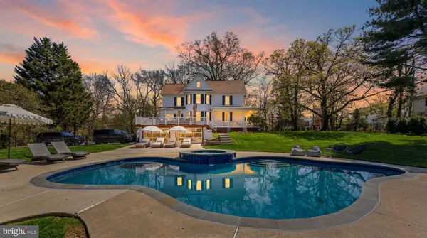 $795,000 | 2 Waugh Avenue, Glyndon, MD 21136