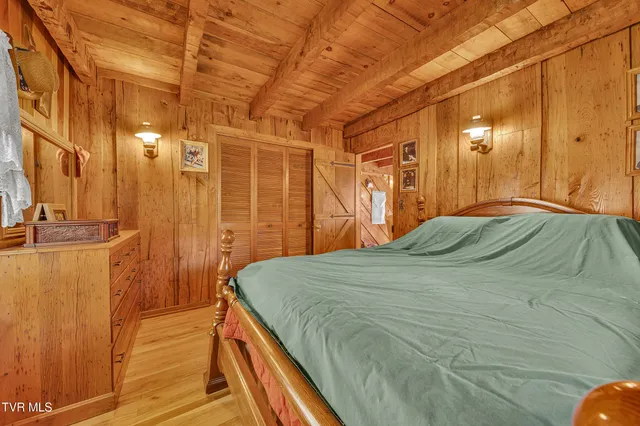 $679,000 | 4379 Pine Orchard Road, Butler, TN 37640