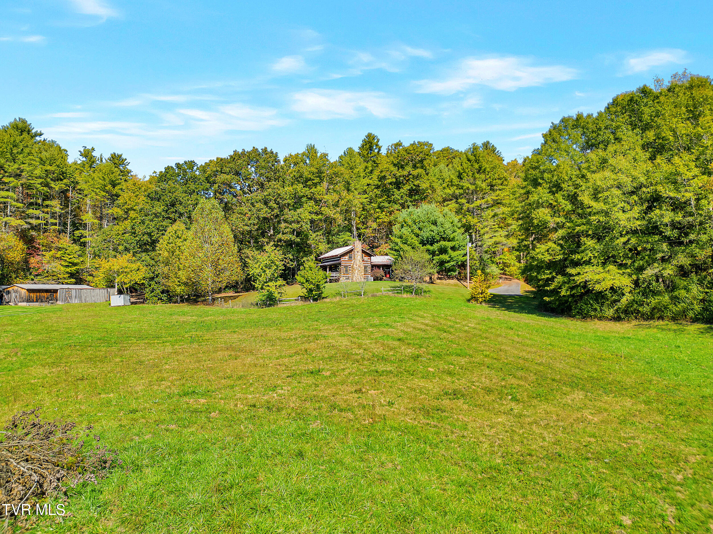 4379 Pine Orchard Road Butler, TN 37640 - Photo 38 of 57 43_15