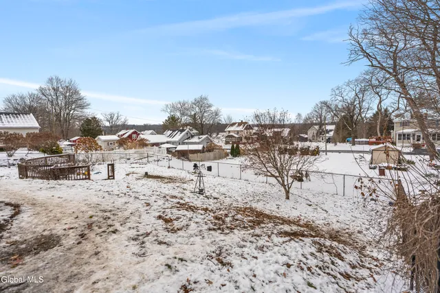 $215,000 | 11 Troy Street, Fort Johnson, NY 12070