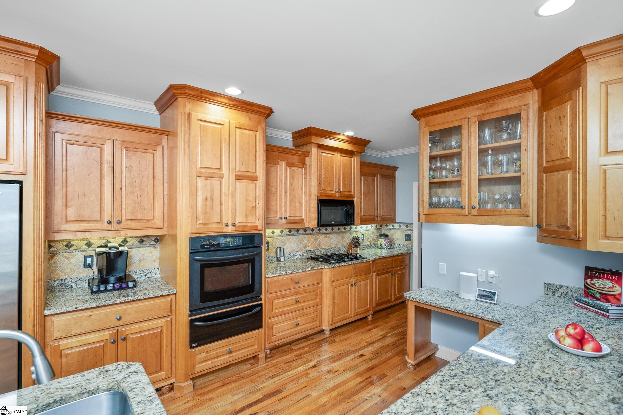 127 Warren Drive Easley, SC 29640 - Photo 13 of 49