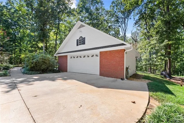 $650,000 | 6655 Windvane Point, Clermont, GA 30527