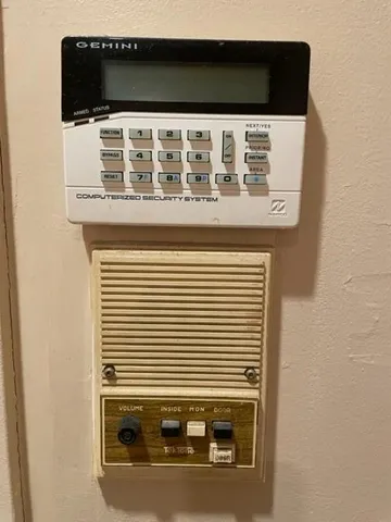 a view of front door with a door