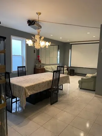 $1,899,000 | 6314 24th Avenue | Mapleton