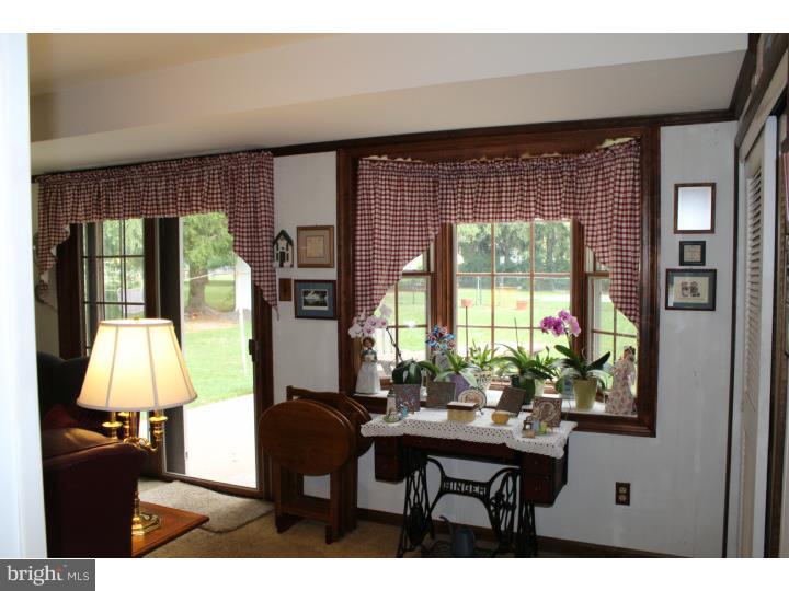 34 Cherokee Road Doylestown, PA 18901 - Photo 8 of 20 Gallery Image 8
