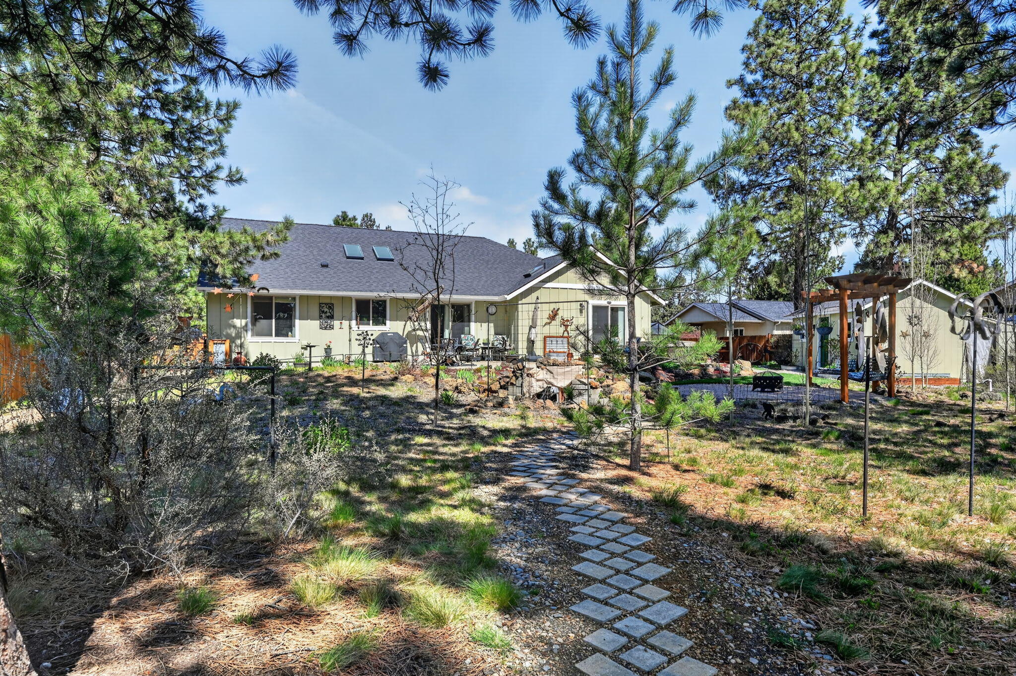 19563 Apache Road Bend, OR 97702 - Photo 53 of 60 19563-Apache-Road-Bend-OR-97702105