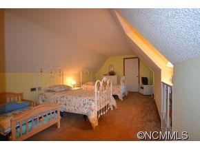 3211 Hunting Country Road Tryon, NC 28782 - Photo 18 of 24 Gallery Image 18