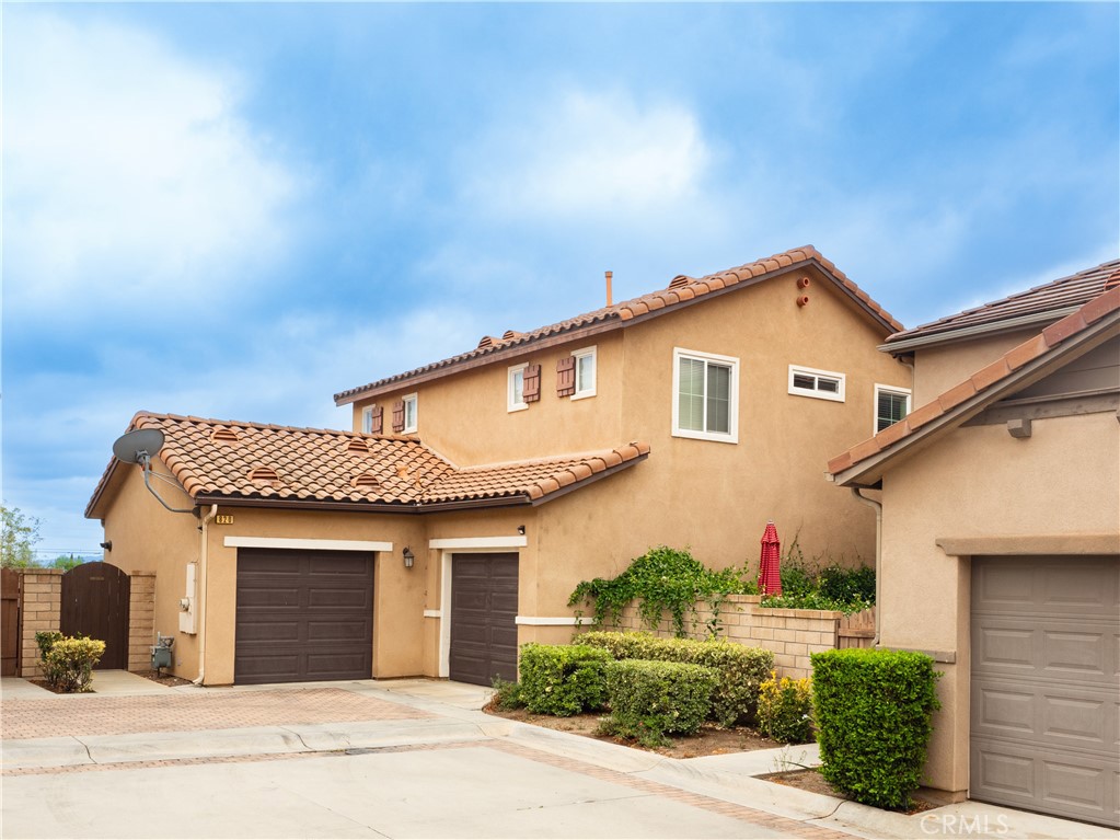 820 East Ruby Lace Way Azusa, CA 91702 - Photo 23 of 29