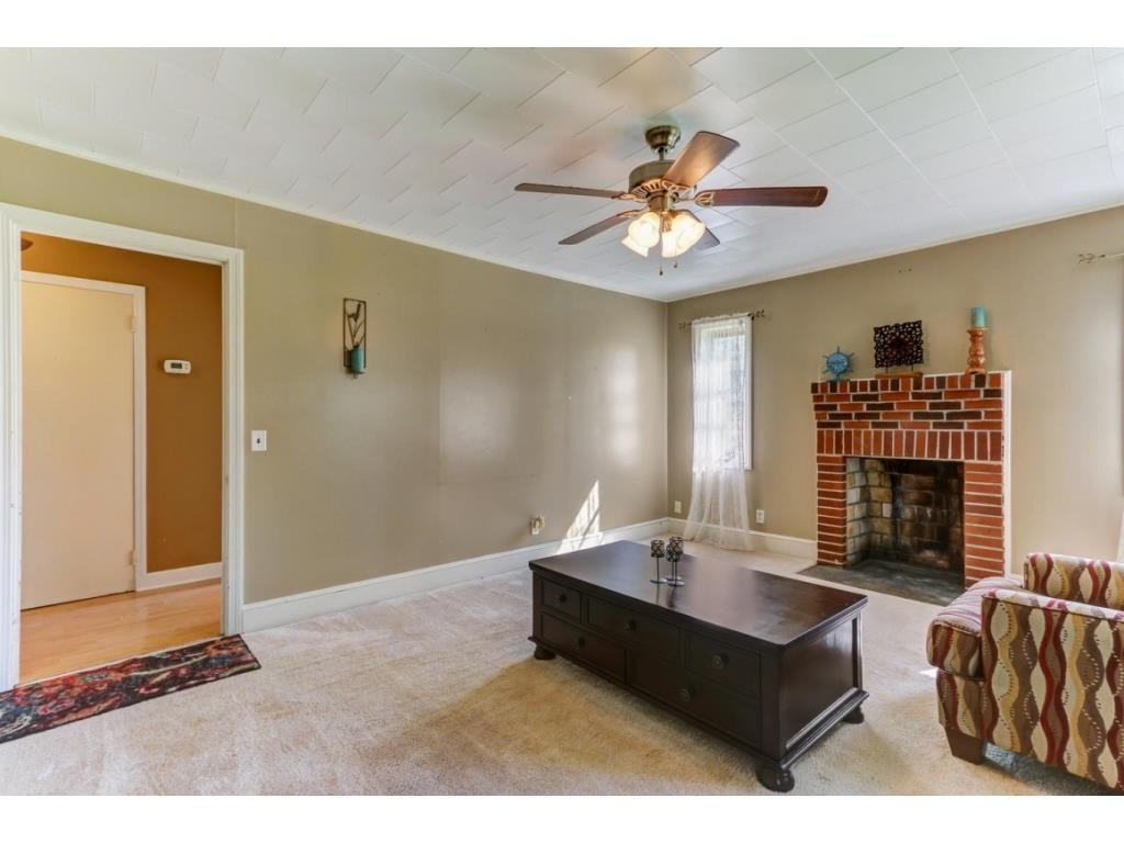 253 Cherry Grove Road Reidsville, NC 27320 - Photo 6 of 24 Gallery Image 6