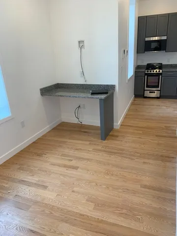 $1,495 | 64 Market Street, Unit 207, Lynn, MA 01901