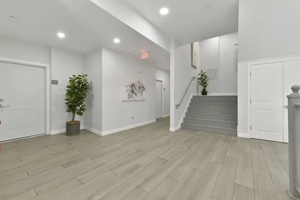 $1,575 | 64 Market Street, Unit 207, Lynn, MA 01901