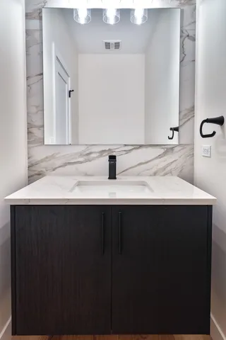 $729,000 | 3015 North Normandy Avenue, Chicago, IL 60634