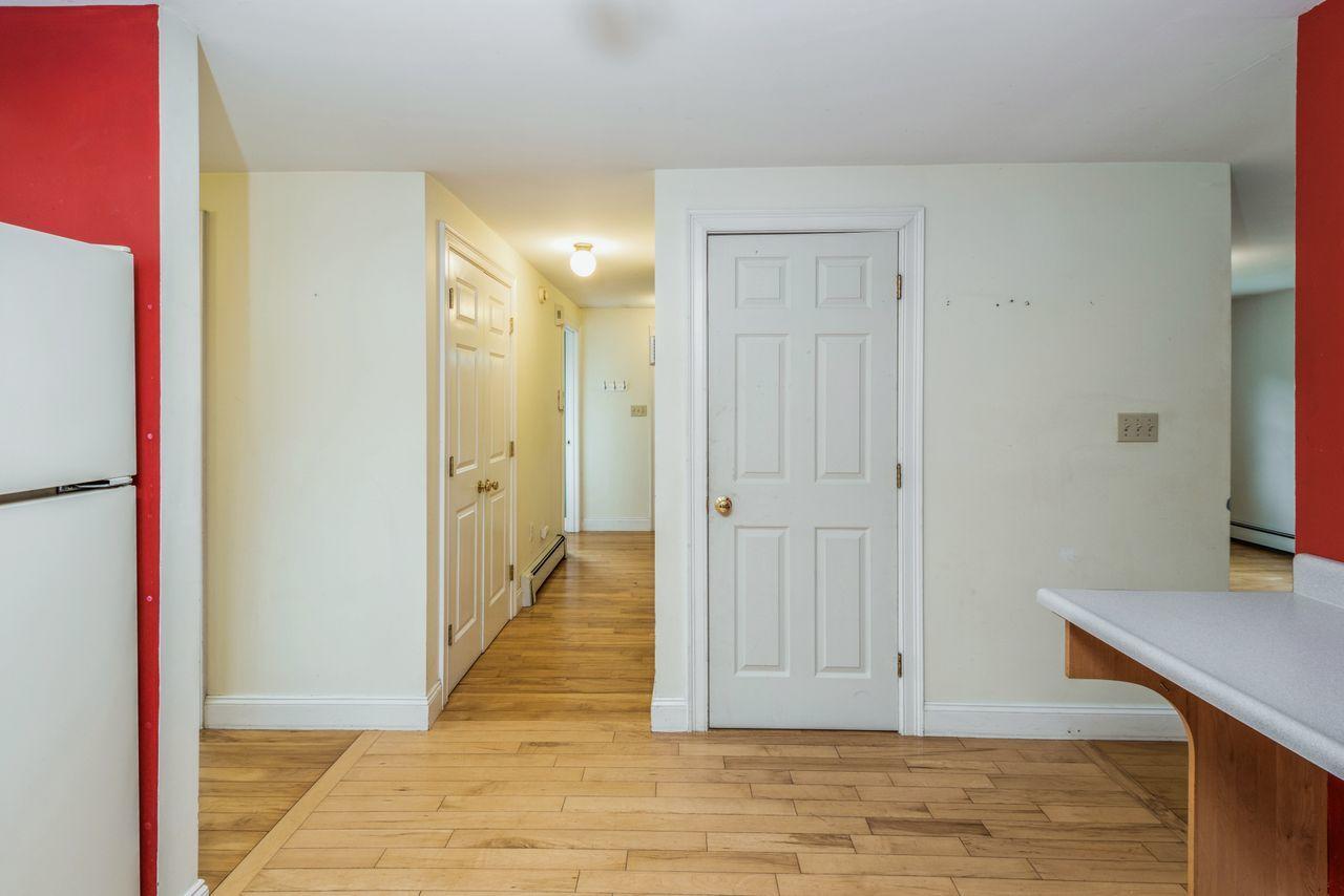 18 Sewall Road South Berwick, ME 03908 - Photo 19 of 35 View of front hallway & basement access