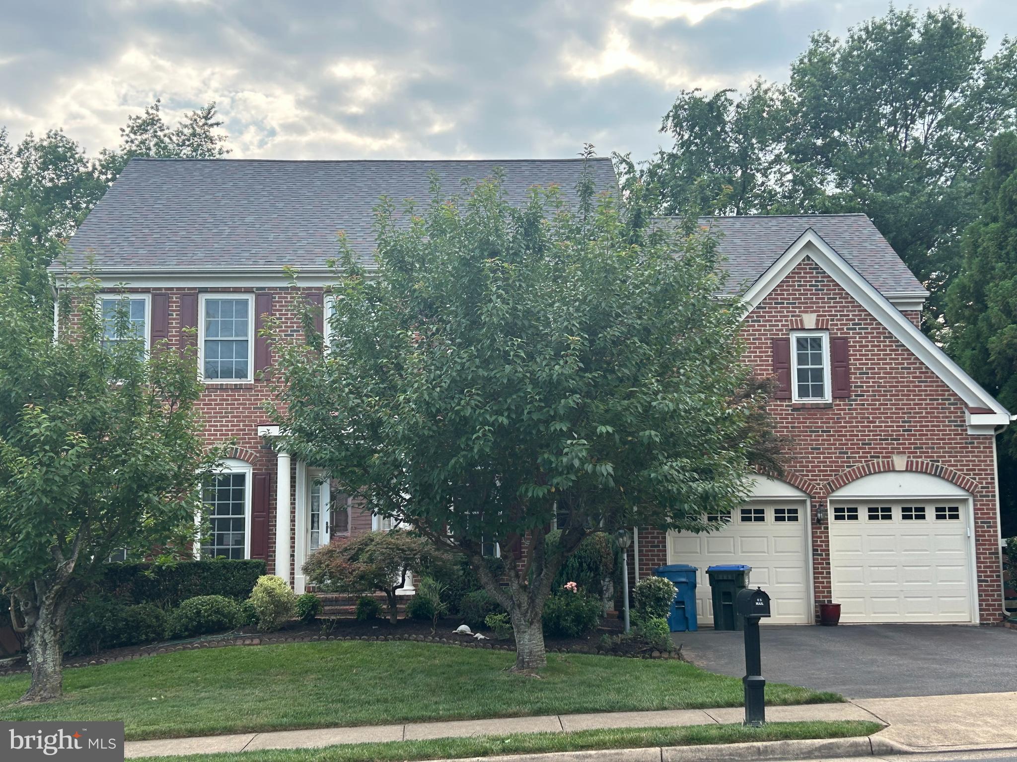 2944 Edgelea Road Vienna, VA 22181 - Photo 1 of 57