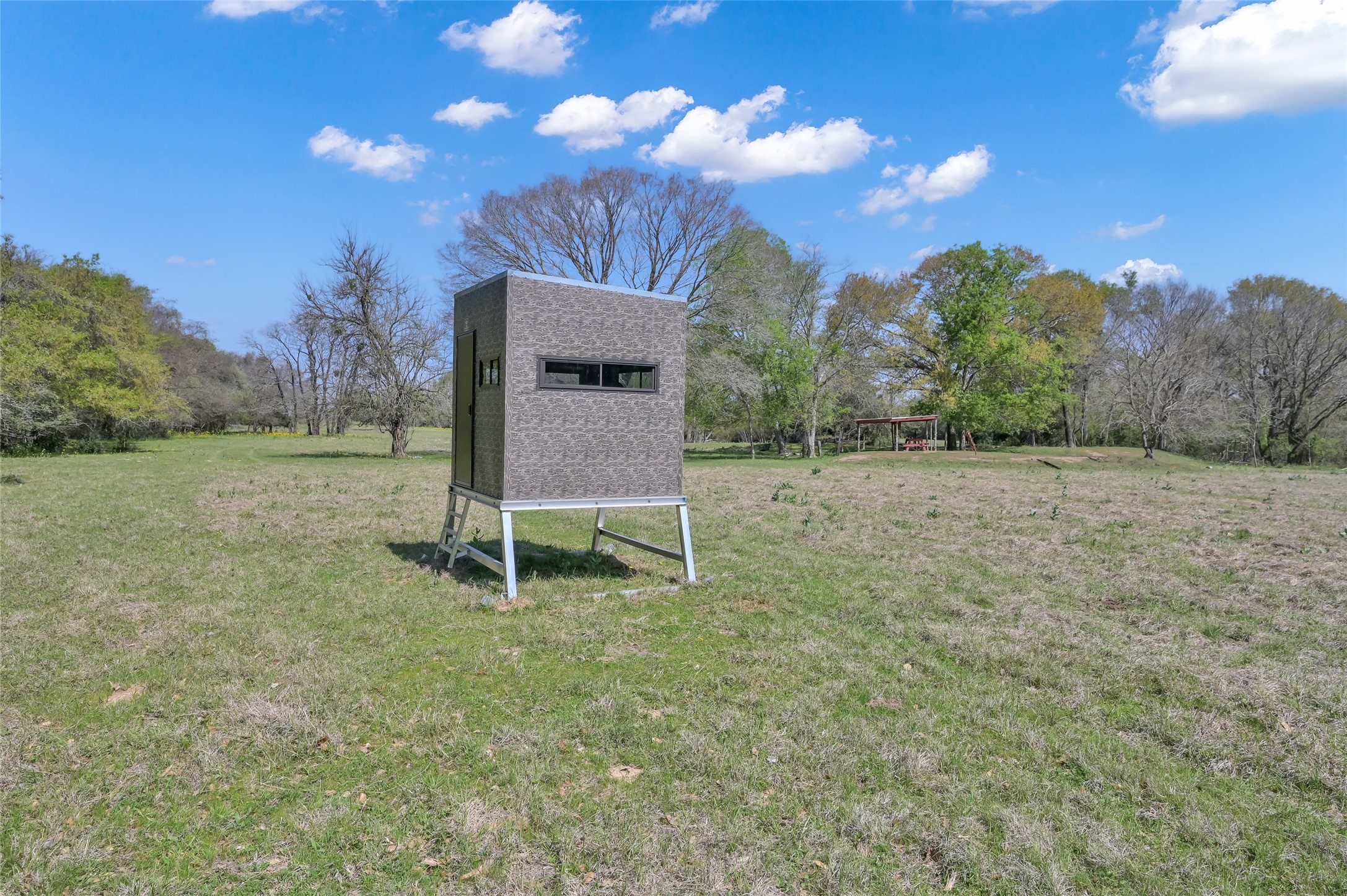 0 South Hickory Loop Calvert, TX 77837 - Photo 5 of 21 New deer stand on an aluminum skid - easy to move
